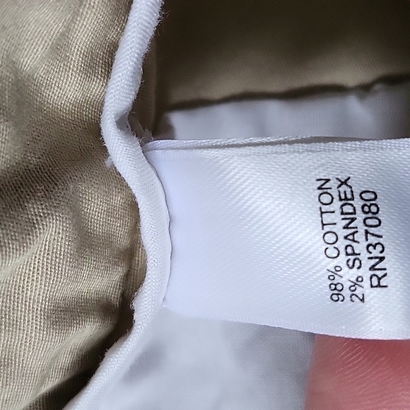 Cato khaki shorts with double button waist and 4.5" inseam - Picture 11 of 11